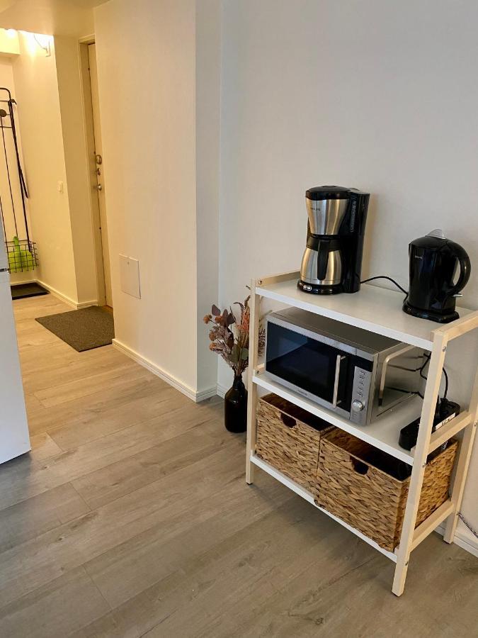 1 Rums-Laegenheter, Gangavstand Till Stroemstads Centrum Buitenkant foto